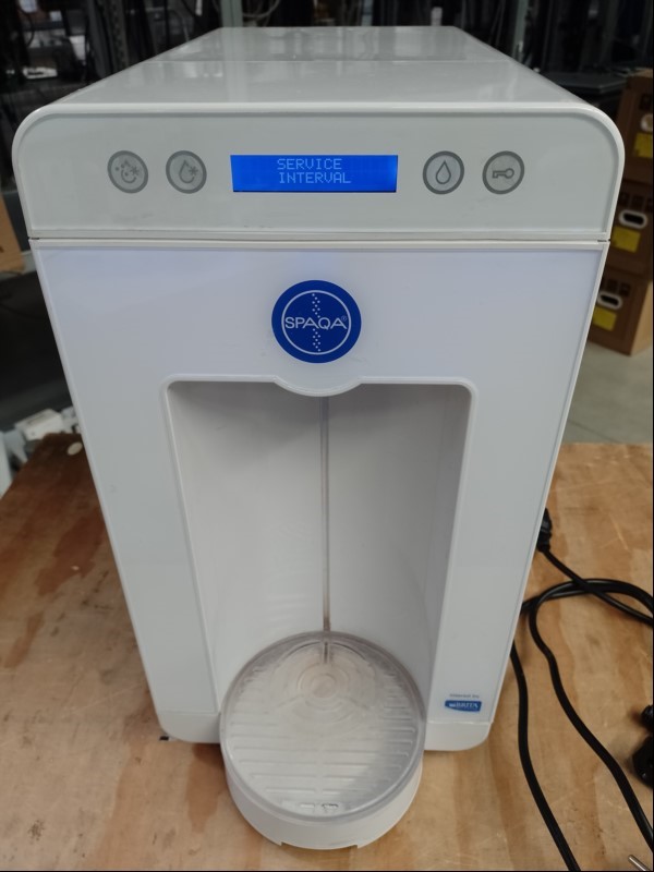 Tafelwasserspender Rheavendors SPAQA (E-SPAQA-E-3F), Farbe: weiß, Seriennummer: 026009/0058, Reinigung erforderlich! Gerät lässt sich Einschalten (zeigt: Service Interval an und piept) - keine weiteren Tests durchgeführt! (ID=V07-12)