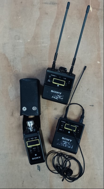 Mikrofonpaket Sony UWP-D26/K21, ungeprüft, Inbetriebnahme: 02.2024, Lieferumfang siehe Bilder! (ID=V01-24)