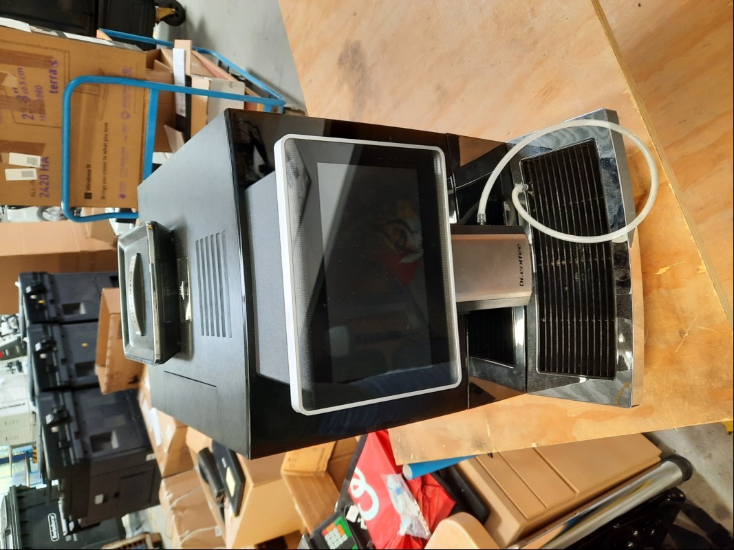Dr. Coffee Fully Automatic Coffee Machine Type H10-B, Gerät lässt sich einschalten, keine weiteren Tests durchgeführt, keine Garantie auf Funktion und Vollständigkeit, kein Versand / verpacken möglich nur Selbstabholer, siehe Bilder (ID=V10-22)