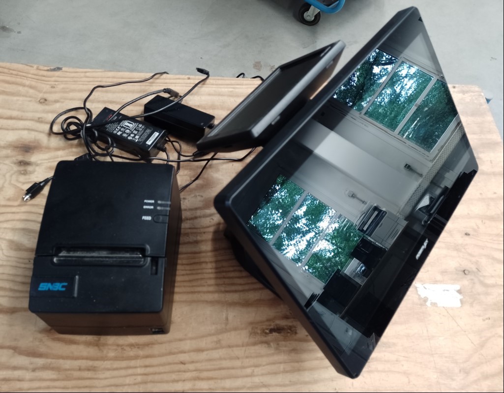 Kassensystem Posiflex PS 3416E mit Kundendisplay und Bondrucker, Kasse lässt sich einschalten und bedienen - keine weiteren Tests durchgeführt! (ID=V06-32)