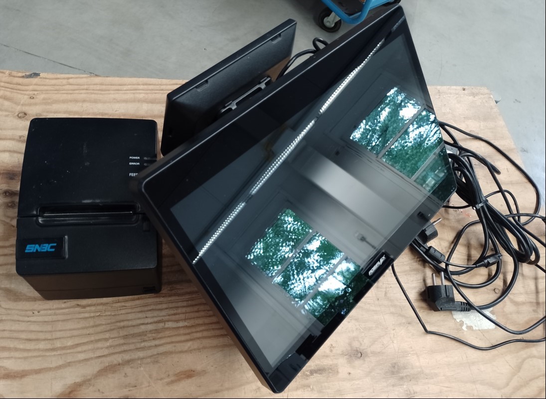 Kassensystem Posiflex PS 3416E mit Kundendisplay und Bondrucker, Kasse lässt sich einschalten und bedienen - keine weiteren Tests durchgeführt! Kratzer auf dem Display! (ID=V06-52)