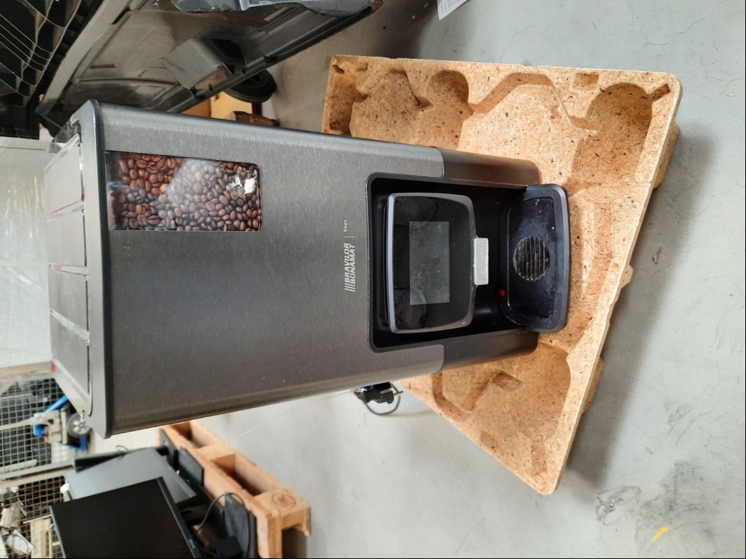 Kaffeeautomat Sego, Gerät lässt sich einschalten, Display zeigt Bild, keine weiteren Tests durchgeführt, siehe Bilder, keine Garantie auf Funktion und Vollständigkeit, kein Versand / verpacken möglich nur Selbstabholer (ID=V10-51)