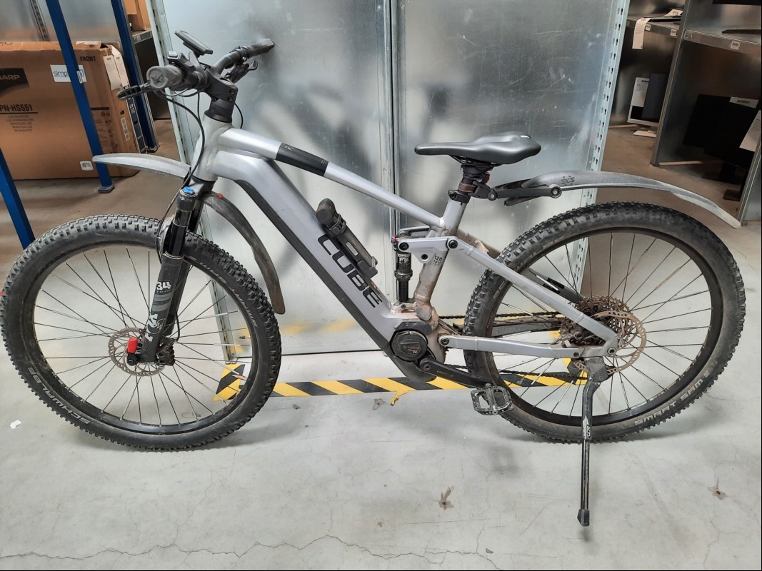 Cube Stereo Hybrid 120 TM Fully E-Bike, Farbe: silber, Rahmen: Aluminum Superlite,, Reifengröße: 29