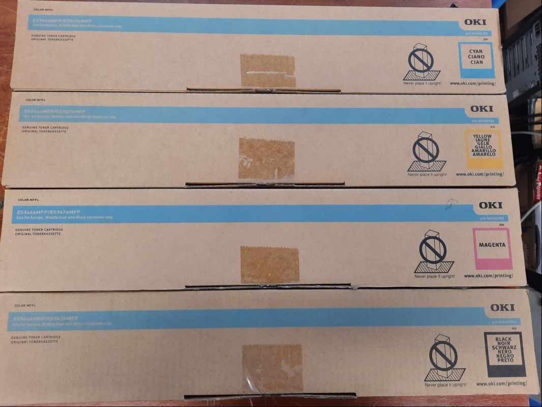 1 Satz OKI Toner ES9466/9476, cyan, magenta, yellow, black
original verpackt
keine Garantie auf Vollständigkeit und Funktion
alle Angaben ohne Gewähr (ID=V07-63)