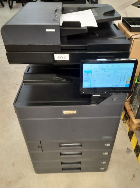 Kopierer Utax 4008ci, SN: H2F2608149,  Inbetriebnahme 04/2023, 4 Papierfächer, Toner: sw ca.50% cyan ca. 10% magenta ca. 10% gelb ca. 10% Zähler: Black 698 , Color15476, laut Statusseite,  optisch guter Zustand, Ausdrucke gut,  keine weiteren Test...