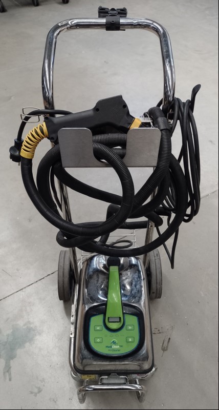 Trockendampfreiniger Thermostar THT0390V99 MediCleanTec MicroCleaner, Baujahr: 27/2023, inkl. Trolly, Gerät nur elektrisch nicht auf Funktion geprüft und mit starken Abnutzungsspuren, Seriennummer: 04323676, Zubehör siehe Bilder (ID=V04-00)