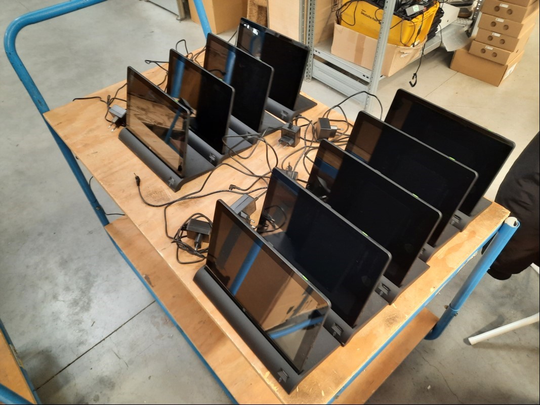 9x Betterspace better.tab V 5.0, inkl. Basistation und Netzteil, siehe Bilder, ungeprüft - keine Garantie auf Funktion und Vollständigkeit, kein Verpacken / Versand - nur Selbstabholer (ID=V16-73)