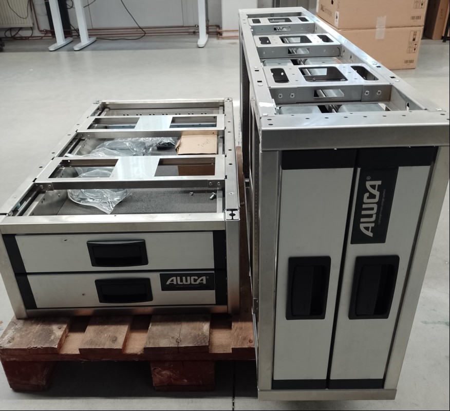 Fahrzeugeinrichtung ALUCA Dimension 2 (Schubfachsystem) für Mercedes Benz Vito (Radstand 3200mm), Lieferumfang siehe Bilder, nur Selbstabholung! Kein Versand/Verpacken möglich! (ID=V12-00)