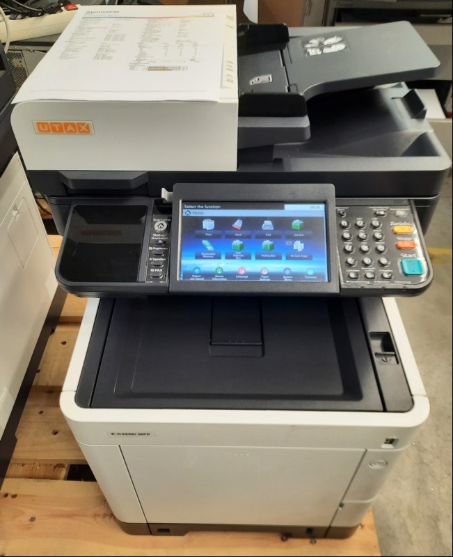 Utax P-C3566i MFP, SN:RC72Y12168, Inbetriebnahme 04/2023, Zähler laut Statusseite ca.7333 gesamt, Ausdrucke gut, Tonerstand über 50%, 1 Papierkassette, keine weiteren Tests durchgeführt, Gehäuse verschmutzt, Reinigung empfolen, keine Garantie auf ...