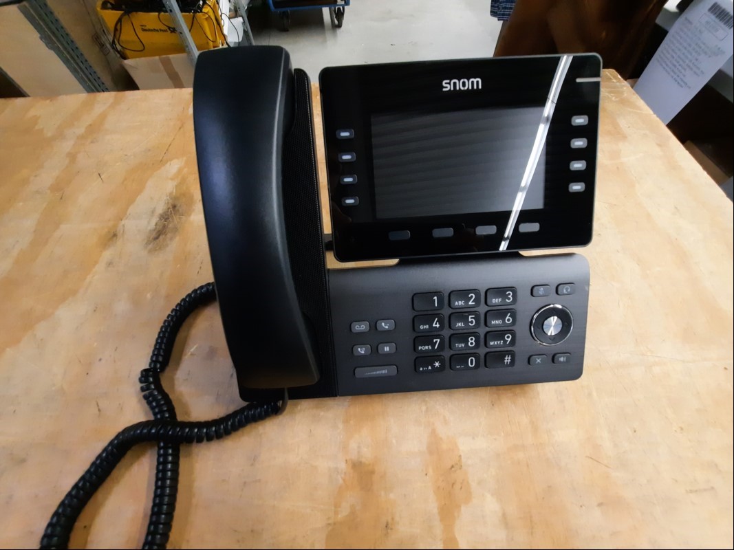 Snom IP Telefon D862, Seriennummer: CHNLB16062301478, VoIP-Telefon, Inbetriebnahme: Okt. 2024,mit Gebrauchsspuren, siehe Beispielbilder, ungeprüft keine Garantie auf Funktion und Vollständigkeit (ID=V15-73)