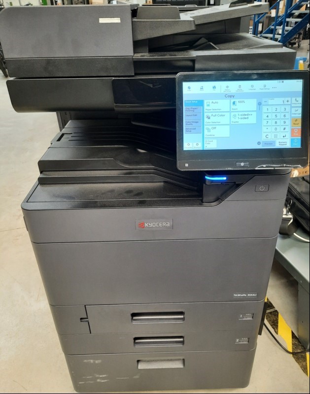 Kyocera TASKalfa 3554ci, SN:H564198341, 2 Papierkassetten,Faxkarte, optisch guter  Zustand,  Zähler gesamt: ca. 1813 laut Statusseite, Tonerstand ca. 90%, Ausdrucke gut, Reinigung und Service empfohlen, Inbetriebnahme04.2024, keine Garantie auf Fu...