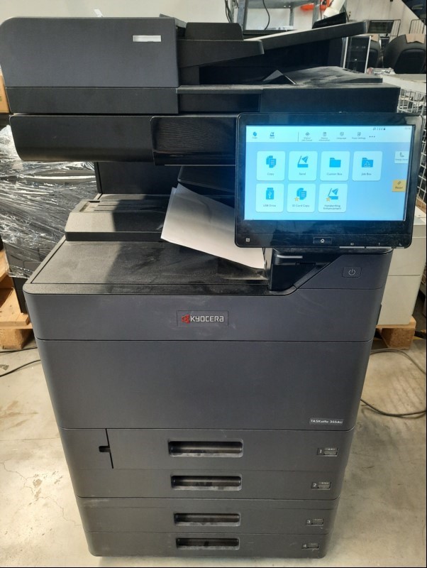 Kyocera TASKalfa 3554ci, SN: H563153154, 4 Papierkassetten, optisch gebrauchter Zustand, Abschürfungen am Gehäuse, Klebereste am Gehäuse, Zähler gesamt: ca.42968 laut Statusseite,  Ausdrucke gut, Reinigung und Service empfohlen, Inbetriebnahme 06....