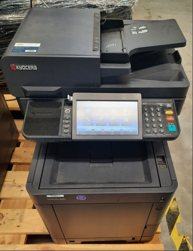 Kyocera TASKalfa 352ci, SN: RUY3234104, optisch gebrauchter Zustand, Abschürfungen am Gehäuse, Klebereste am Gehäuse, Zähler gesamt: ca.11303 laut Statusseite,  Ausdrucke ok, Reinigung und Service empfohlen, Inbetriebnahme 06.2023, keine Garantie ...