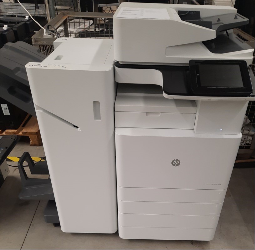 HP Color LaserJet MFP E87650, SN:CNC1M7901F, 4 Papierfächer, Broschüren Finisher. Gerät optisch guter gebrauchter Zustand, , Ausdrucke gut, Toner bk ca. 70%, Toner Cyan ca. 40%, Toner magenta ca.80%, Toner yellow ca. 70%, laut Ausdruck, Druckdurch...