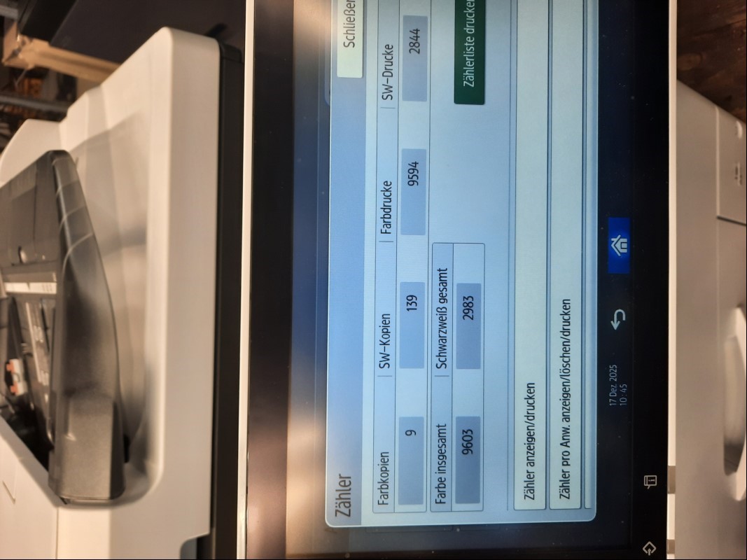 Ricoh IM-C300 F, SN: 3923P651112, eine Papierkassette, ohne  Unterschrank optisch guter gebrauchter Zustand, Zähler gesamt: ca. s/w 2983, color ca. 9603 laut Statusseite, Ausdrucke gut, Reinigung und Service empfohlen, Inbetriebnahme 10.2023, kein...