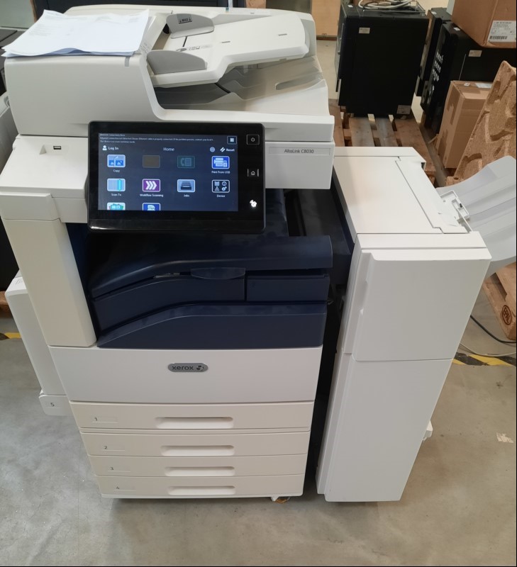 Xerox AltaLink C8030 + SafeQ rebuilt, SN: 371770855
4 Papierkassetten, Finisher,  optisch guter Zustand, Zähler gesamt: ca. 119234 laut  Ausdrucke Reinigung und Service notwendig, Inbetriebnahme 04.2024, keine Garantie auf Funktion und Vollständig...