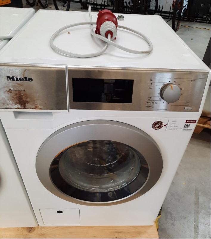Miele PWM507 DP D LW Mop, SN: 202243782,  Gebrauchsspuren, ungeprüft, Inbetriebnahme 05.2024, Waschmittelreste und Verschmutzungen an und in der Maschine , Wartung und Service notwendig, keine Garantie auf Funktion und Vollständigkeit KEIN VERSAND...