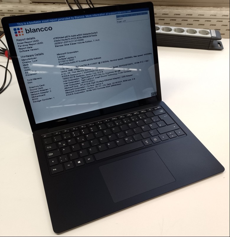 Microsoft Surface Laptop 4 (Modell: 1950:1951) mit Intel Core i5-1145G7 2.60GHz (4-Kern, HT), 8 GB RAM, Display: 34,29cm (13.5\'\') Multi-Touch (Auflösung 2256 x 1504), 512 GB SSD (KBG40ZNS512G), 1x USB 2.0 Anschluss, 1x USB-C, Wireless-LAN (Wi-Fi 6...