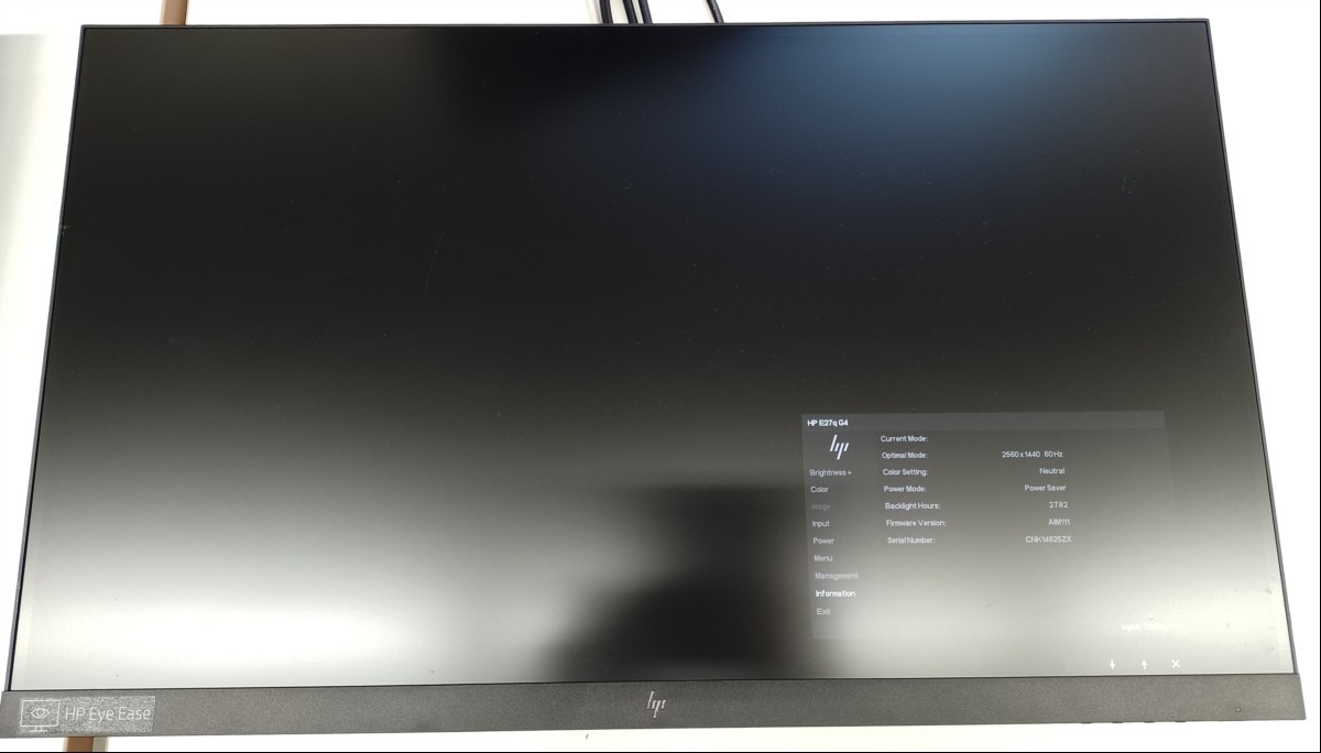 68,6cm (27\'\') LED-Display HP E27q G4 (Auflösung 2560 x 1440 WQHD IPS), Anschlüsse: 4x USB 3.0A, 1x USB-B , 1x VGA, 1x HDMI, 1x DisplayPort, Baujahr: 12.2021, Farbe: anthrazit/schwarz, Seriennummer: CNK14825ZX, ohne Standfuß! Mehrere tiefe Kratzer ...