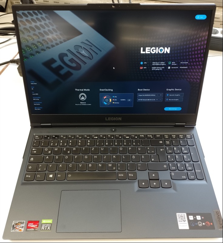 LENOVO Legion 5 15ACH6H (82JU) Notebook Phantom Blue mit AMD Ryzen 7 5800H (8-Kern, HT), 32 GB DDR4 RAM, Display: 39,6 cm (15,6\'\') FHD non-glare (Auflösung 1920 x 1080), 512 GB SSD M.2 (SAMSUNG MZALQ512HBLU-00BL2), 4x USB 3.0 Anschluss, 2x USB-C, ...