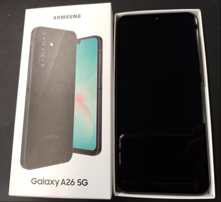 Samsung Galaxy A26 5G black (SM-A266B/ DS - 2025) in OVP mit 17cm (6,7\'\') Super AMOLED Display, 6 GB RAM, 128 GB interner Speicher, Samsung Exynos 1380 Prozessor, Betriebssystem: Android 16 / One UI 8 (per Update), 5G, WiFi 5, Bluetooth 5.3, micro...