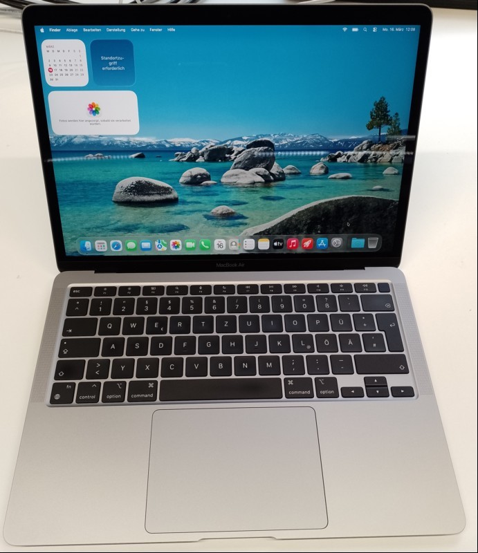 Apple MacBook Air (Z1240000MD/A - 2020 - MacBookAir10,1) space grau mit Apple M1 8-Core CPU, 16 GB LPDDR4 RAM, 33,8 cm (13,3") Retina Display (Auflösung 2560 x 1600), 256 GB APPLE SSD AP0256Q, 2x Thunderbolt/USB4 Anschluss (USB-C), Wi-Fi 6, Blueto...
