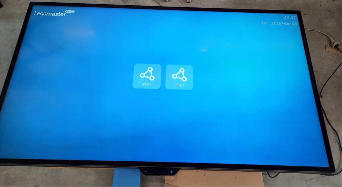 Legamaster E-Screen Supreme SUP 8500 elektrisch geprüft, Bild wird angezeigt,Touch Funktion ok,  Wandhalterung elektisch Höhen verstellbar mit Bedienteil, keine weiteren Tests durchgeführt, keine Garantie auf Vollständigkeit und Funktionen, alle o...
