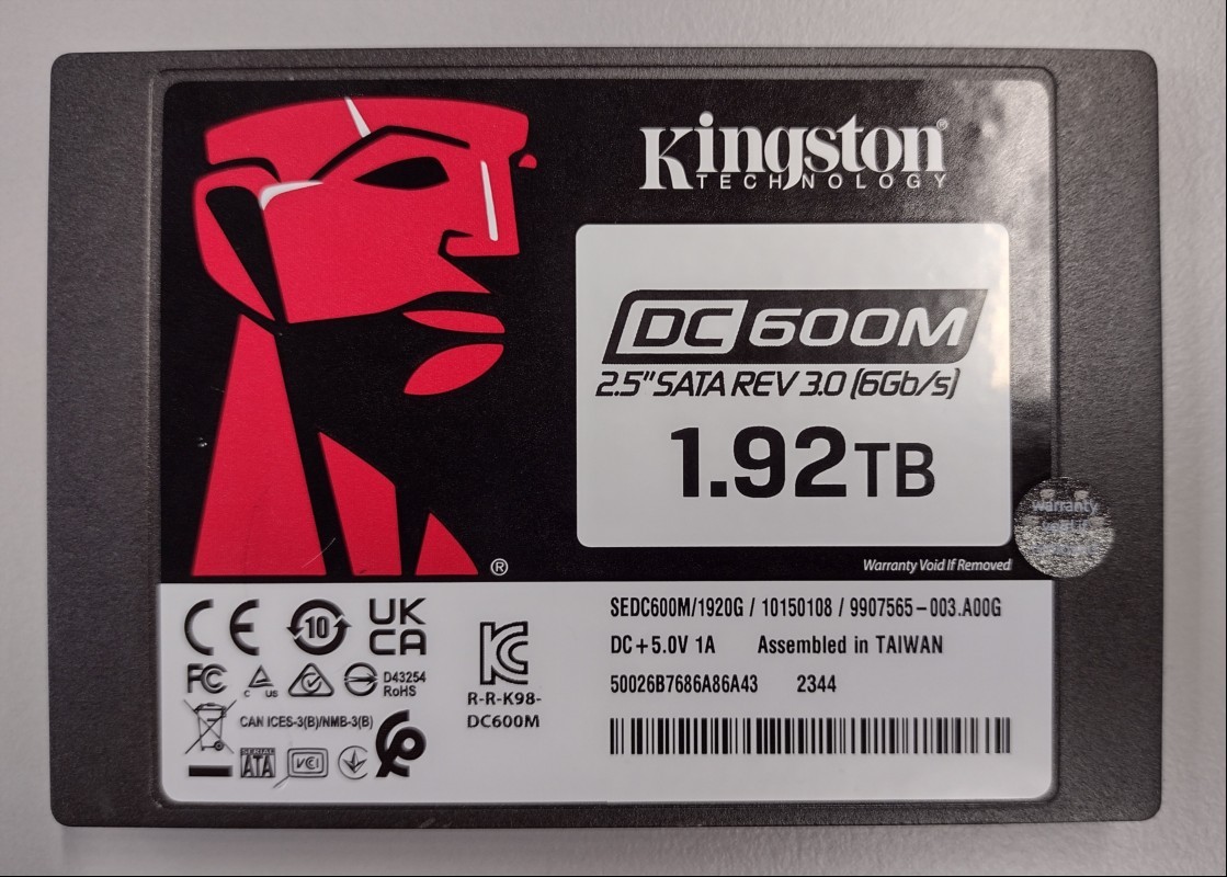 1.92 TB SSD Kingston DC 600M SEDC600M/1920G, Datenlöschung (Blancco) ohne Fehlermeldung durchgelaufen!, Lieferumfang: Nur die SSD. (ID=V01-52)