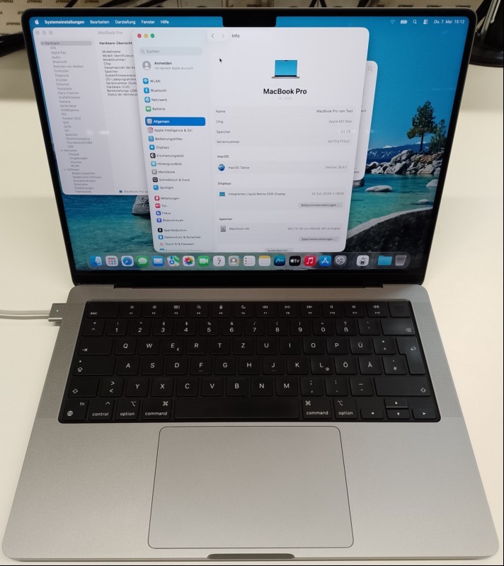 Apple MacBook Pro \'\'M2 Max\'\' 14 Retina space grau (Z17J000H9D/A - Mac14,5 - 2023) mit Apple M2 Max 12-Core Prozessor, 64 GB LPDDR5 RAM, Display: 36,06 cm (14,2\'\') Liquid Retina XDR (Auflösung 3024 x 1964), 1 TB SSD Apple AP1024Z, AirPort 802.11ax ...