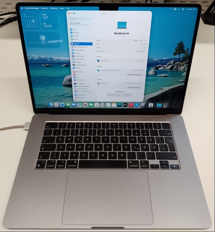 Apple MacBook Air M2 15\'\' (Z18L000W5D/A- 2023 - Mac14,15) space grau mit Apple M2 8-Core CPU, 24 GB LPDDR5 RAM, 38,91 cm (15,3") Liquid Retina Display (Auflösung 2560 x 1664), 256 GB APPLE SSD AP0256Z, 2x Thunderbolt3/USB4 Anschluss (USB-C), 1x Ma...