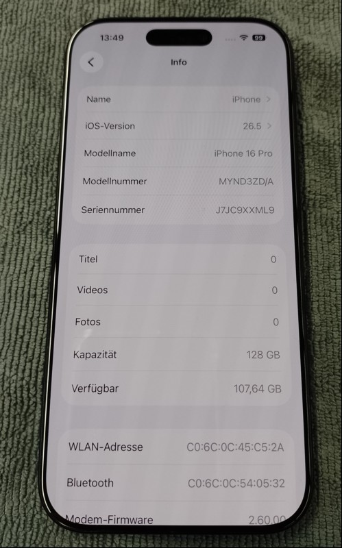 Apple iPhone 16 Pro 128GB Titan Schwarz (MYND3ZD/A - 2024) mit 16 cm (6,3 Zoll) Super Retina XDR OLED Display mit 2622 x 1206 Pixel, iOS: 26.5, Apple A18 Pro Prozessor (6-Kern), 8 GB RAM, 128 GB interner Speicher, WLAN (WiFi 7), 5G, Bluetooth 5.3,...