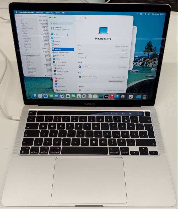 Apple MacBook Pro \'\'M2\'\' 13.3 Retina silber (Mac14,7 - MNEX3D/A - 2022) mit Apple M2 8-Core Prozessor, 24 GB LPDDR5 RAM, Display: 33 cm (13,3\'\') Liquid Retina (Auflösung 2560 x 1600), 1 TB SSD Apple AP1024Z, AirPort 802.11ax (Wi-Fi 6) und Bluetoot...