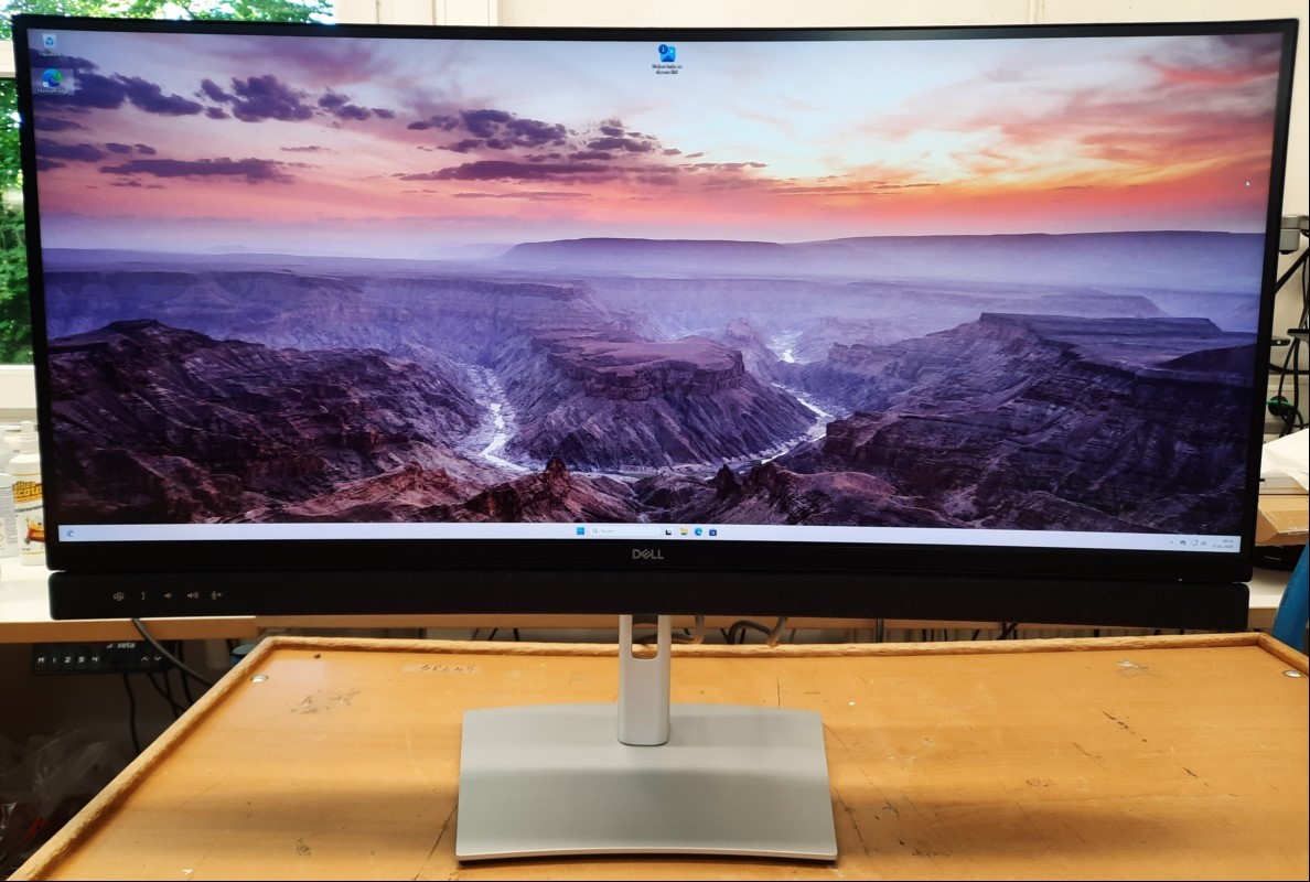 86,4 cm (34\'\') TFT-Display Dell C3422WE Curved (Auflösung 3440x1440 (UWQHD), 21:9, 110ppi), 2x USB 3.0 Anschluss, HDMI, DisplayPort, weitere Anschlüsse: RJ45 LAN, USB-C und USB Uplink, mit DisplayPort-Kabel, Baujahr/Inbetriebnahme: 2023, Farbe: si...