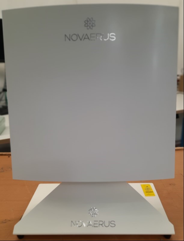 Novaerus NV800 Luftreinigungsgerät, inklusive Ständer, Farbe: Weiß, siehe Bilder, nur elektrisch (Gerät lässt sich einschalten, keine weiteren Tests durchgeführt), keine Garantie auf Funktion und Vollständigkeit (ID=V06-32)
