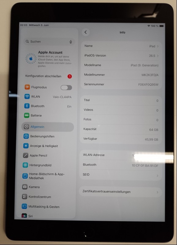 Apple iPad (9. Generation) Wi-Fi 64 GB Space Gray (Modell: MK2K3FD/A /SNr.: F06XF0Q95W) mit 25,9 cm (10,2\'\') Retina Multi-Touch-Display (2160 x 1620 Pixel), iPadOS: 26.5, Front- und Rückkamera, inkl. Netzteil + Kabel, vereinzelt leichte Gebrauchss...