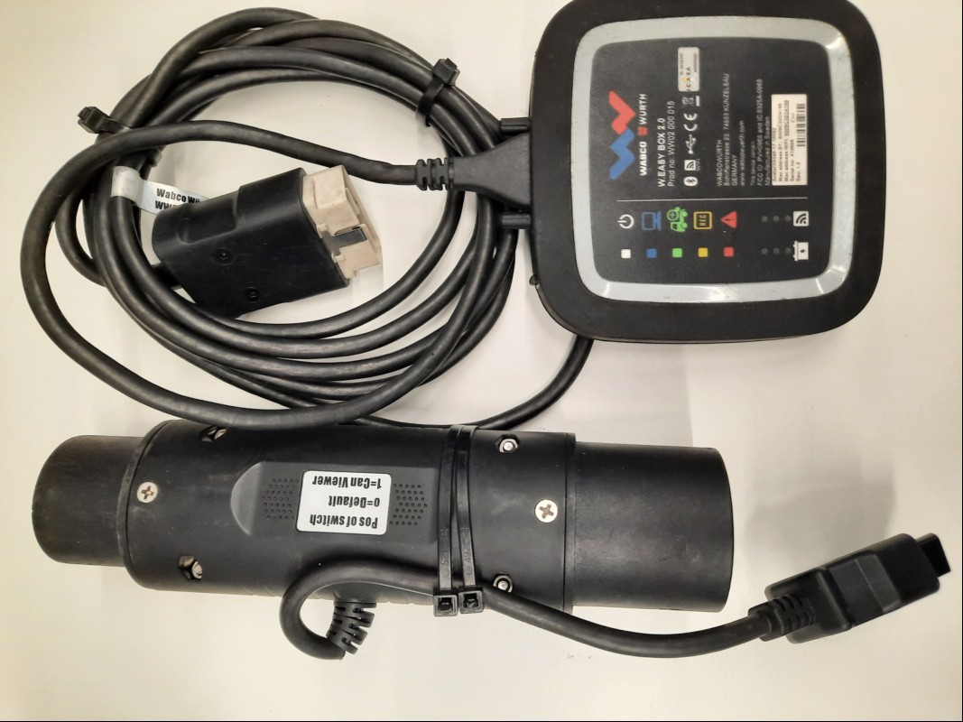 WABCOWÜRTH W.EASY Box 2.0 Prod no.: WW02000015, rev. 1.3, SN: 414656 und Diagnosekabel, Lieferumfang siehe Bild, ohne Notebook! ungeprüft, keine Garantie auf Funktion und Vollständigkeit (ID=V06-14)