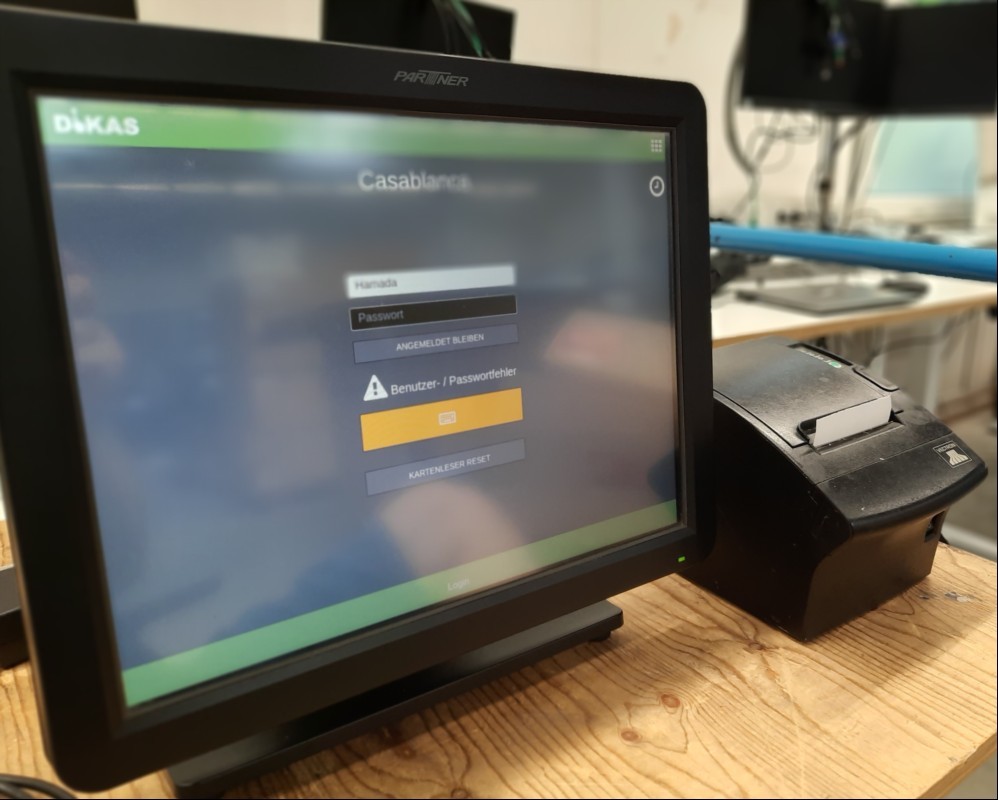 Teile aus Computerkassensystem bestehend aus: Partnertech SP635 Kasse und Metapace T3-II Bondrucker, Computerkasse mit unbekanntem PIN geschützt, Geräte nur elektrisch geprüft (lassen sich starten, Feed-Funktion des Druckers: ok, keine weiteren Te...