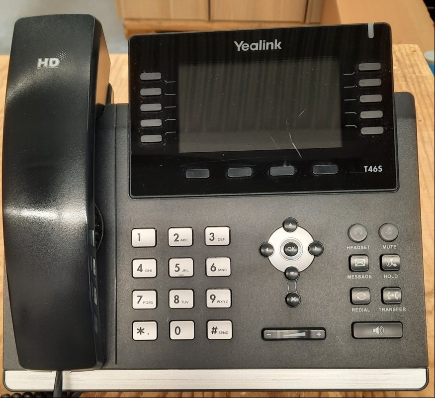 Yealink SIP-T46S Ultra-elegant Gigabit IP Telefon, Seriennummer: 8146017051602672, mit Hörer, Netzteil nicht im Lieferumfang, Gerät mit Gebarauchsspuren / Kratzer / Displaykratzer, Verschmutzungen / Glanzstellen, siehe Bild, komplett  ungeprüft! (...