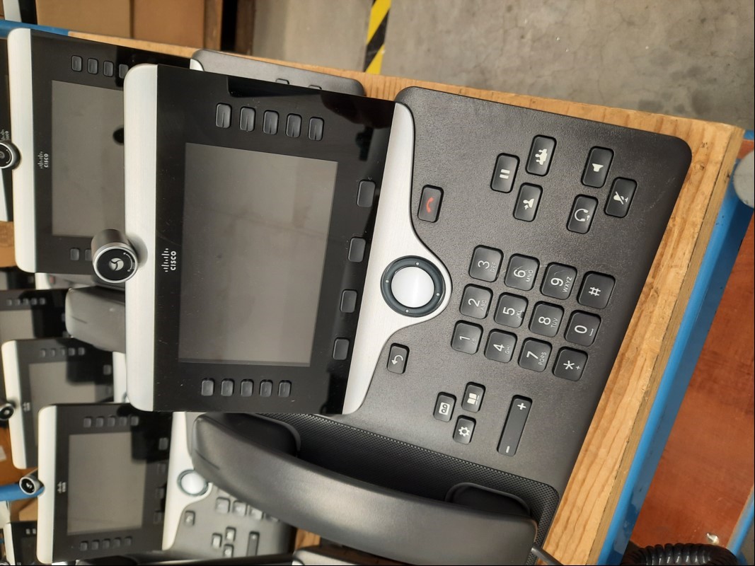 Cisco CP-8865 IP Phone, mit Gebrauchsspuren z.B. Kratzer, siehe Bsp.: Bild, ungeprüft, keine Garantie auf Funktion und Vollständigkeit (ID=V10-44)