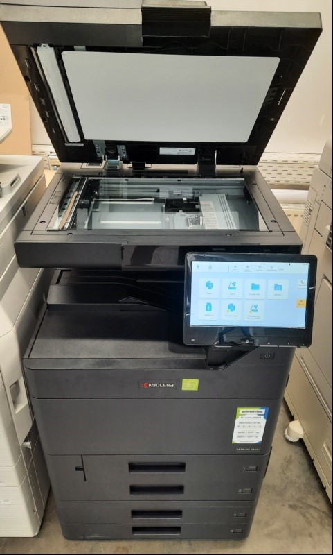 Kyocera TASKalfa 3554ci, SN: RVP1Y18671,4 Papierkassetten, Scanner DP 7150, optisch guter gebrauchter Zustand, Verschmutzungen am Gehäuse, Zähler gesamt: ca.33226 laut Statusseite, Ausdrucke gut, Reinigung und Service empfohlen, keine Garantie auf...