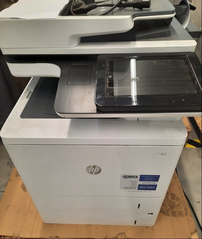 HP Color Laserjet MFP E57540dn, SN: JPBVP2J0VZ, 2 Kassetten ohne Unterschrank, schlechter optischer Zustand, starke Verschmutzungen und Abschürfungen, Druckvorgänge: ca. 307 879,
Toner verbraucht, Ausdrucke blass und streifig, KEIN VERSAND, KEIN V...