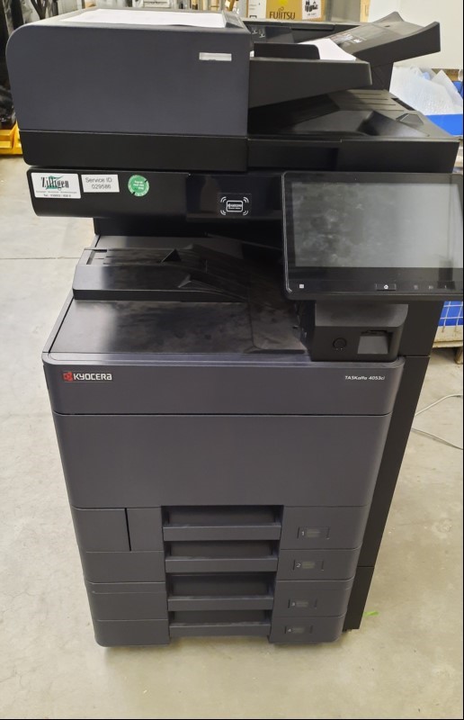 Kyocera TASKalfa 4053ci + Zubehör, SN: RFC0Z35242, 4 Papierfächer, Originaleinzug DP 7110, Zähler total:257811 laut Statusseite, Ausdruck gut, guter gebrauchter Zustand mit leichten Verschmutzungen am Gehäuse, Datenlöschung durchgeführt, Reinigung...