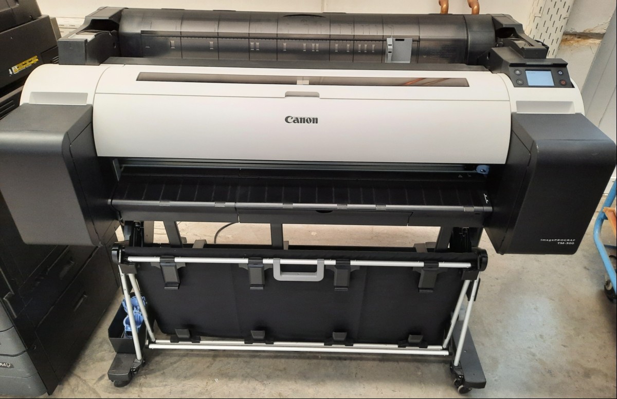 Canon TM 300, SN: BAVK09016, optisch guter Zustand, ungetestet, keine Garantie auf Funktion und Vollständigkeit, alle Angaben ohne Gewähr - NUR Selbstabholung! KEIN VERSAND – NUR SELBSTABHOLUNG!! NO DELIVERY – ONLY SELF PICK UP!! (ID=V05-00)