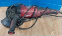 MILWAUKEE-Winkelschleifer AGV 22-230E, Leistungsaufnahme: 2200 Watt, Leerlaufdrehzahl: 6600 U/min, Scheibendurchmesser: bis 230 mm, M 14, mit Handgriff, Schutzhaube und Spannscheibe, Spannschlüssel fehlt! Gerät mit Gebrauchspuren und verdreckt - n...