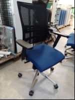 Bürostuhl Nowy Styl Net auf Rollen, Stoffbezug blau, leicht verschmutzt, Gebrauchsspuren, siehe Beispielbild, Nur für Selbstabholer! Kein Versand/Verpacken möglich! (ID=A06-00)