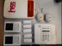 Teile aus Alarmanlage Visonic PowerMaster, siehe Bild, ungeprüft, keine Garantie auf Funktion und Vollständigkeit (ID=V08-73)