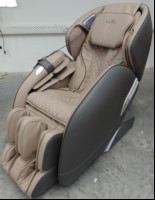 Massagesessel Casada Alphasonic II CMS-532 creme/braun, mit Schnellstart-Panel und Fernbedienung, Seriennummer: A2CB202403210017, Inbetriebnahme: 05.2024, der Massagesessel lässt sich in Betrieb nehmen und Massagefunktion ok, sehr guter optischer ...
