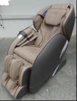 Massagesessel Casada Alphasonic II CMS-532 creme/braun, mit Schnellstart-Panel und Fernbedienung, Seriennummer: A2CB202403210019, Inbetriebnahme: 05.2024, der Massagesessel lässt sich in Betrieb nehmen und Massagefunktion ok, sehr guter optischer ...