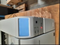 SCANMACHINE Kodak i3250 Dokumentenscaner, elektrisch geprüft (Gerät lässt sich einschalten, nach Stromzufuhr leuchtet die Pfeiltaste rot, das Display leuchtet zeigt aber kein Bild, Gerät wurde nicht an einem PC angeschlossen), siehe Bilder keine G...