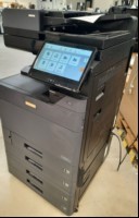 Utax 3508ci SN:H2E1301420, Inbetriebnahme 09.2021 4 Papierfächer, Toner: ca. 10- 20% Zähler: Black 67079 , Color 39899 laut Statusseite, optisch gebrauchter Zustand, verschmutzt und Klebereste am Gehäuse, Reinigung notwendig,  Ausdrucke gut, keine...